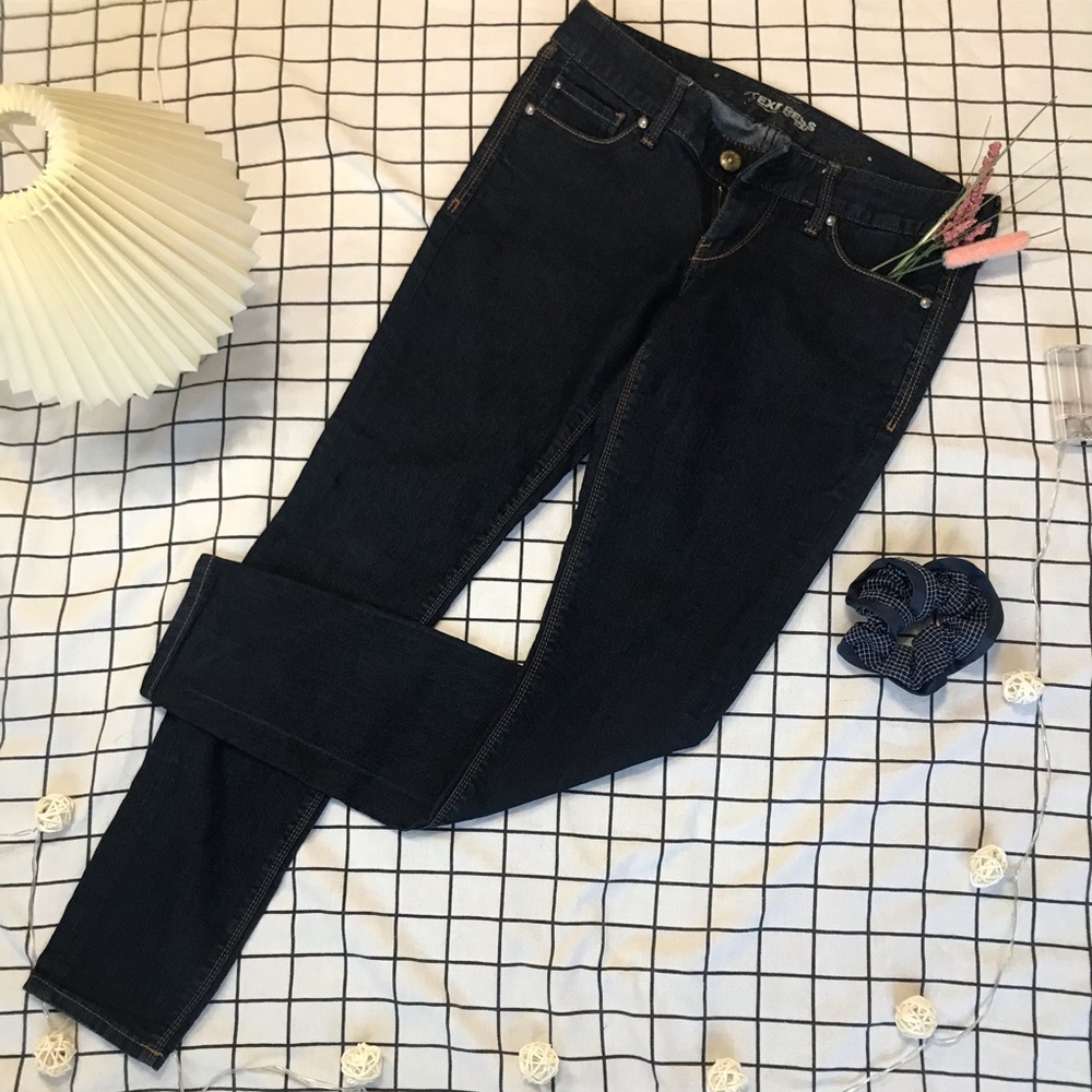 Express low rise skinny jeans for casual wear everyday